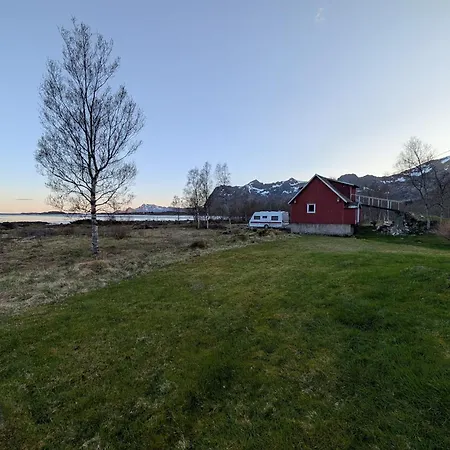 Holiday home Lofoten View Skokkelvika Lii